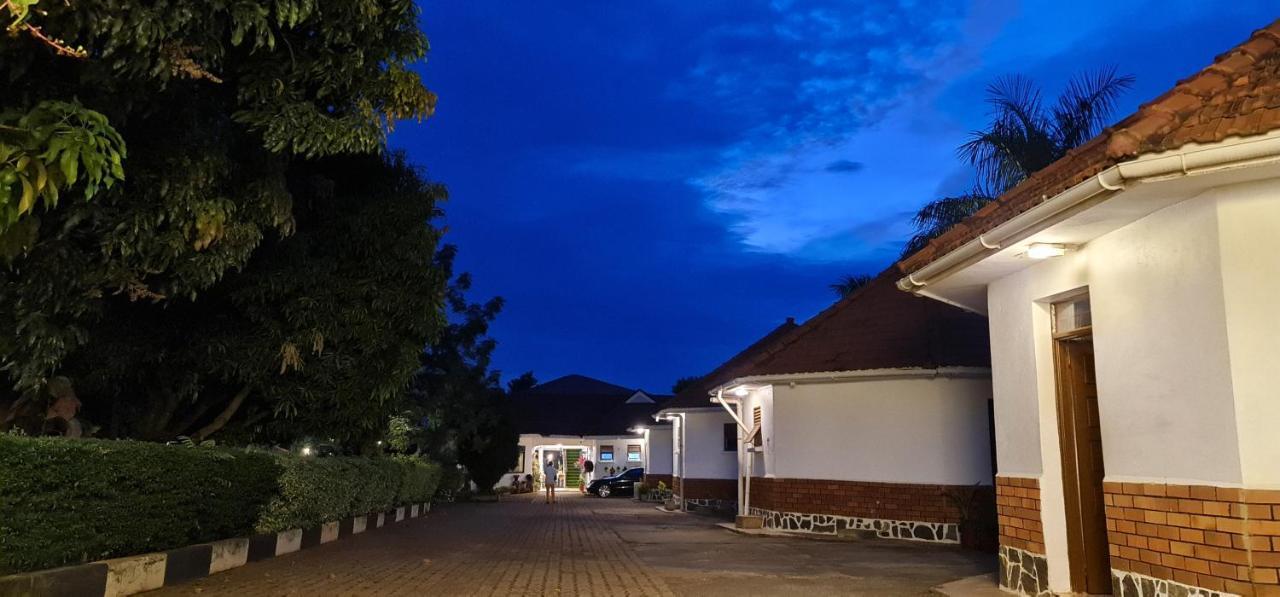 Northern Pearl Gulu Екстер'єр фото