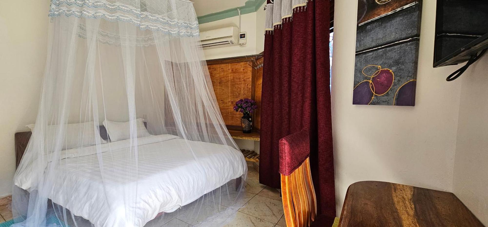 Northern Pearl Gulu Екстер'єр фото
